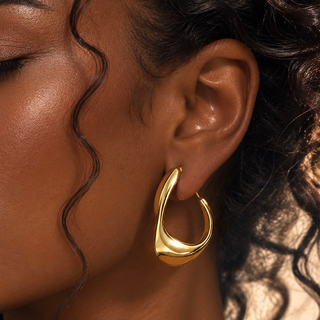 Aria Sculpt Earrings